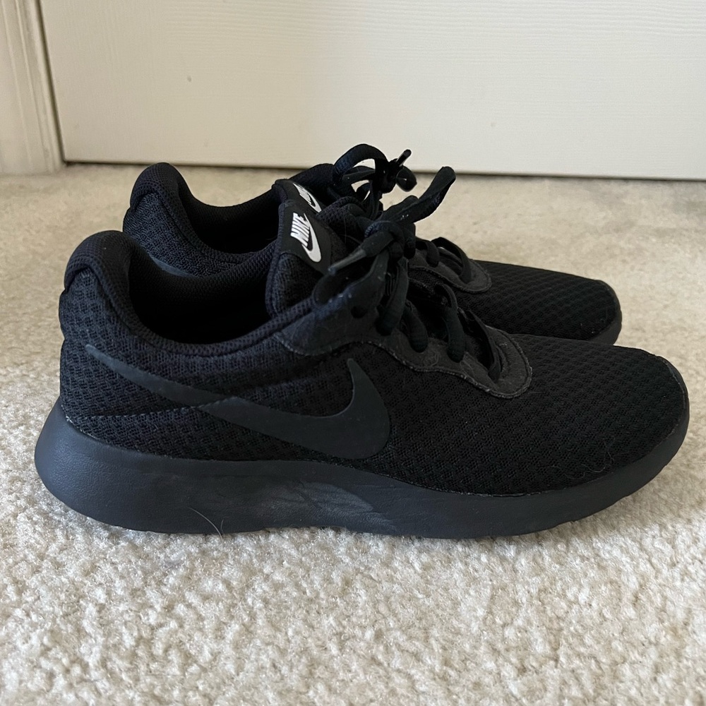 Womens Nike Sneakers
